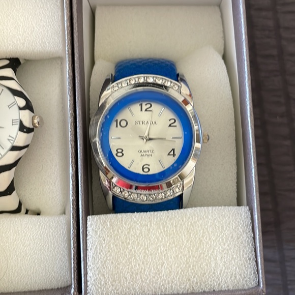 Seven brand-new watches by Strada + One matching bracelet - Picture 8 of 9